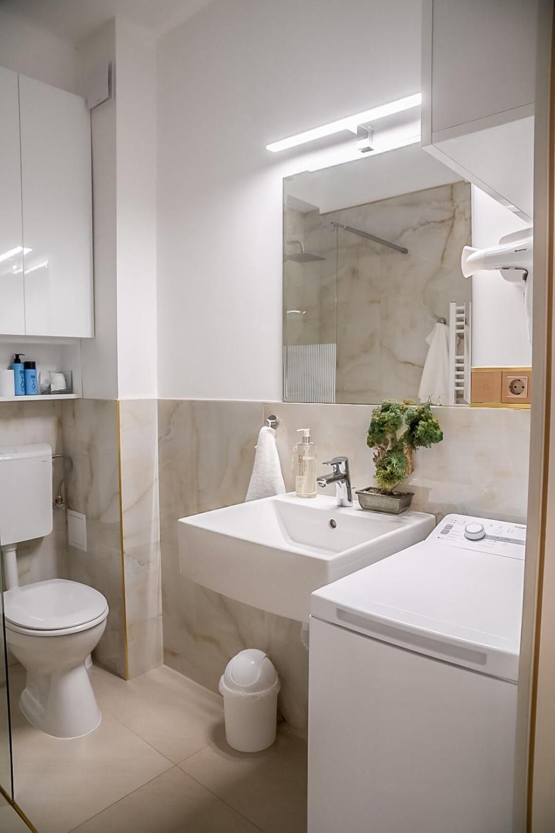 Glori Gold Apartaments Μπάια Μάρε Εξωτερικό φωτογραφία